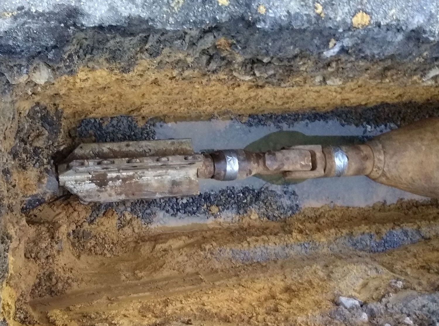 Water-Line-Pipe-Bursting-Rod-Repair
